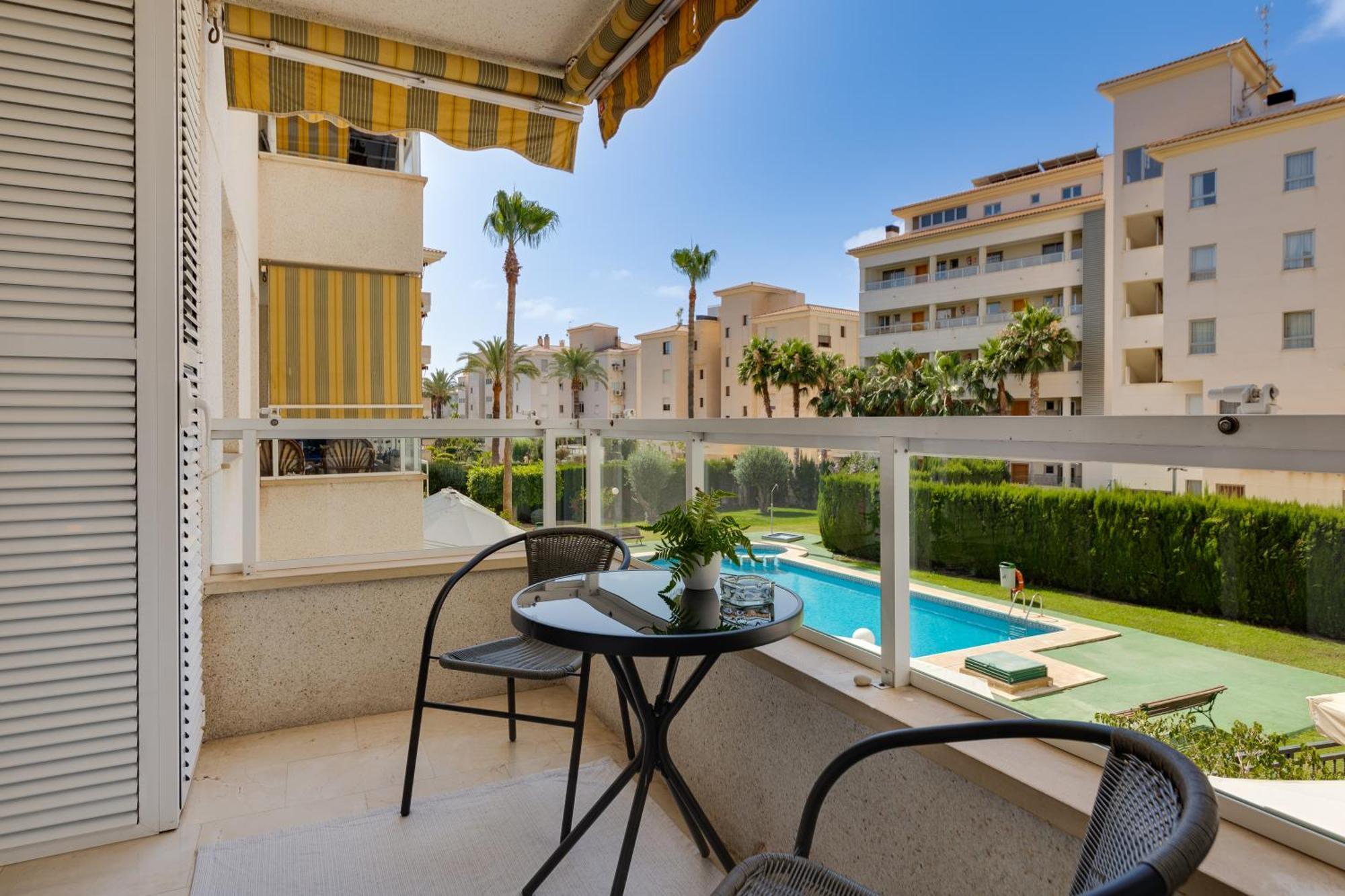 Apartamentos Oasis El Albir Dış mekan fotoğraf