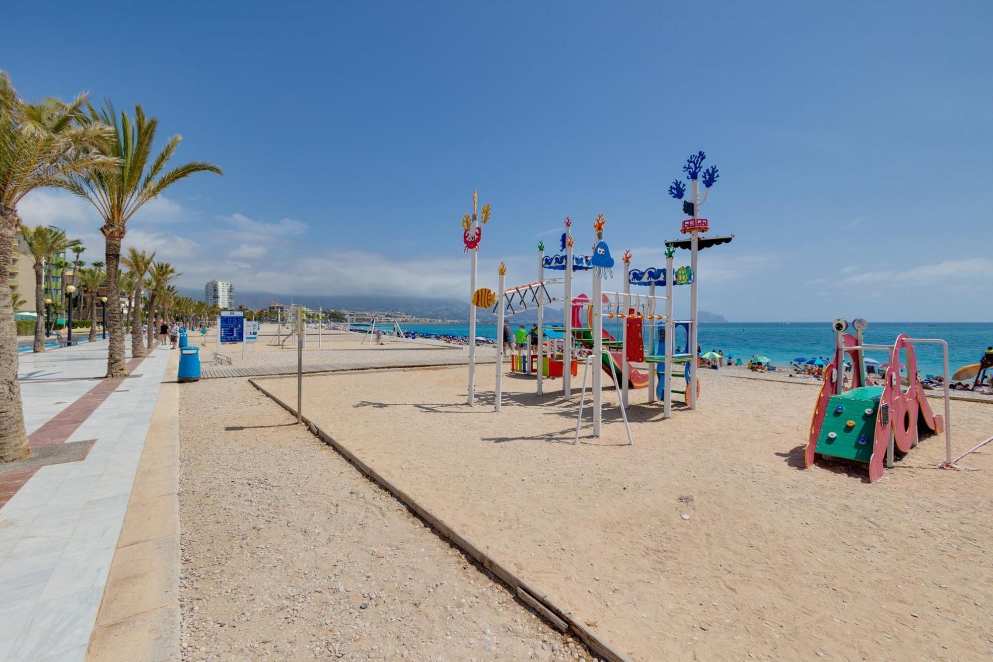 Apartamentos Oasis El Albir Dış mekan fotoğraf